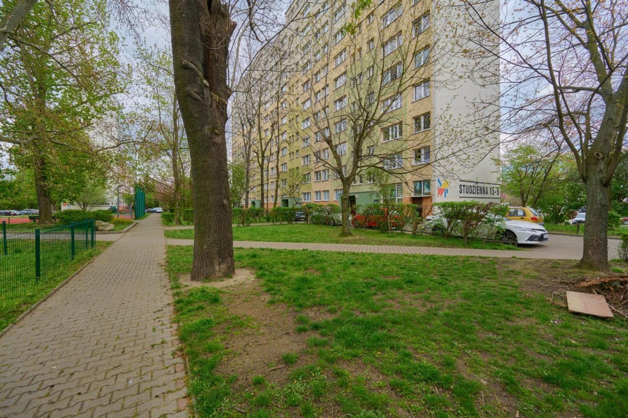 Apartament Studzienna Wroclaw By Noclegi Renters Eksteriør billede