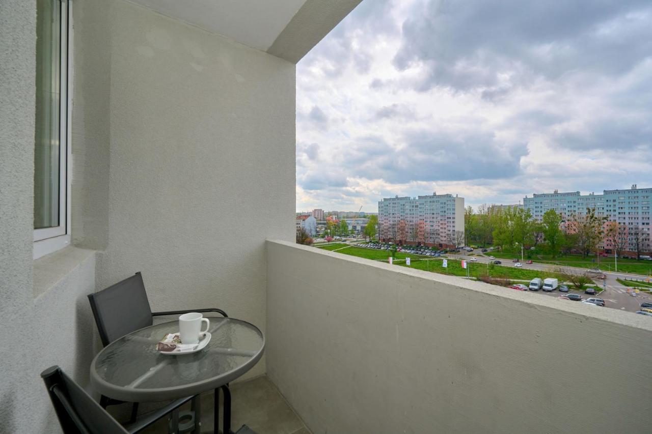 Apartament Studzienna Wroclaw By Noclegi Renters Eksteriør billede
