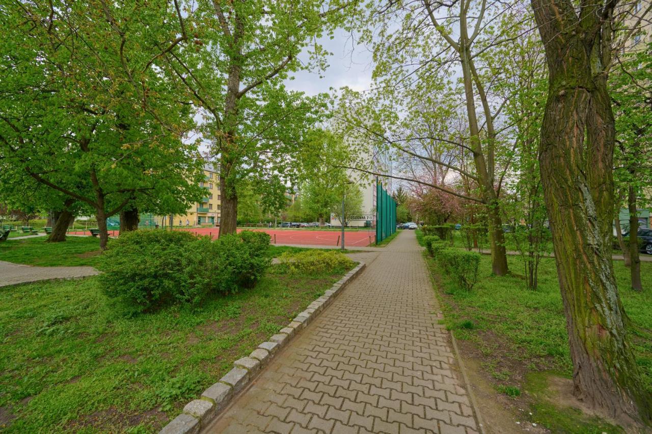 Apartament Studzienna Wroclaw By Noclegi Renters Eksteriør billede